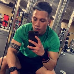 Meet your Posher, Max